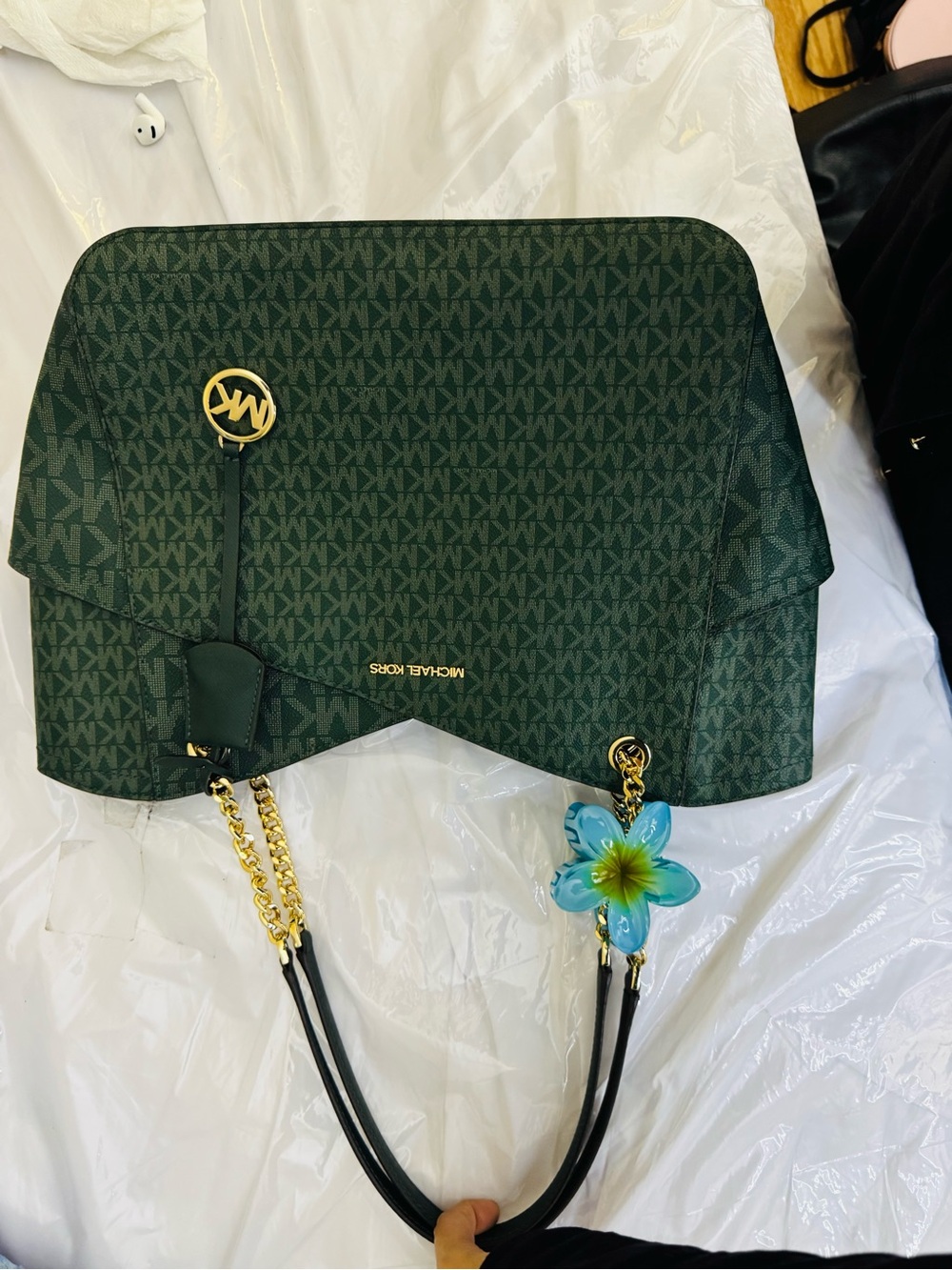 Michael Kors women’s jet set Saffiano leather tote bag- Dark Green chain straps